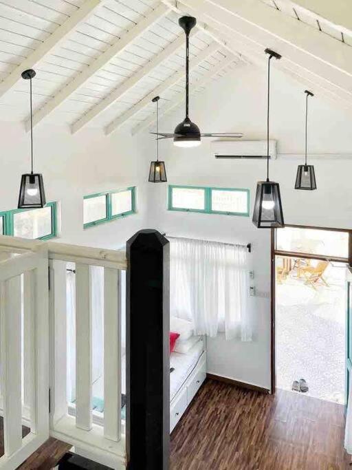 Villa Sea Kecil Tiny House Near Jetty Of Kuala Besut Kampong Nail Esterno foto